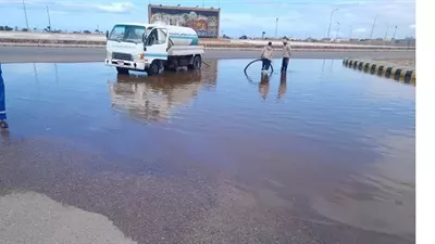 محافظ جنوب سيناء يطمئن على فتح جميع الطرق وعودةالحياة الى طبيعتها