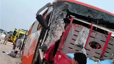 مصرع 3 فى تصادم سيارة نقل مع أتوبيس على طريق القصير - مرسى علم