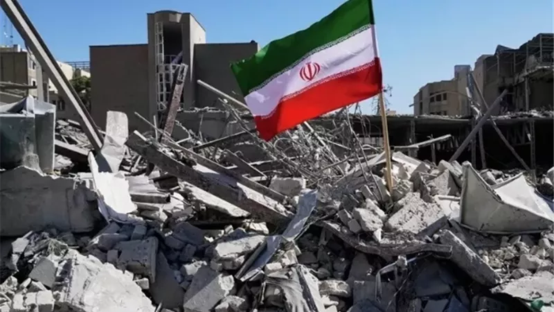إيران