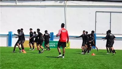 الليبي محمد فوزي آغا حكما لمباراة مصر والمغرب