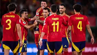 لا فوينتي يستقر علي تشكيل منتخب إسبانيا أمام الفراعنة اليوم