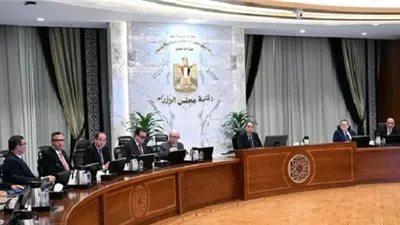 الحكومة: تعليق قرارات إغلاق المحال والمطاعم خلال أسبوع أعياد الأقباط