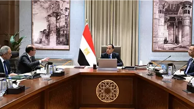مدبولى يتابع الموقف التنفيذي لمشروع تنمية وتطوير مدينة المعرفة