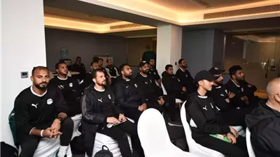 أوسكار رويز يحاضر مدربى حراس المرمى حول أبرز الحالات التحكيمية