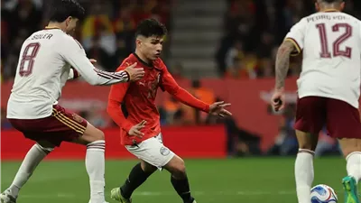 أول تعليق من حسام حسن على اصابة إسلام عيسي بقطع في الرباط الصليبي