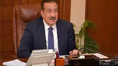 كامل ابو على يشكر محافظ بورسعيد على اهتمامه بالمصرى