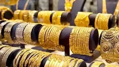 الذهب يرتفع 10 جنيهات.. وعيار 21 يسجل 7150 جنيهًا
