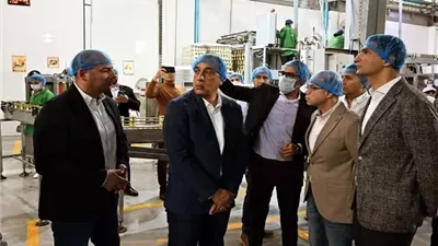وزير الاستثمار يتفقد مصنع فيردي فودز للصناعات الغذائية