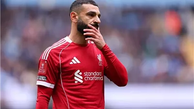 سلوت يعلق على إضاعة محمد صلاح ركلة جزاء أمام مانشستر سيتي