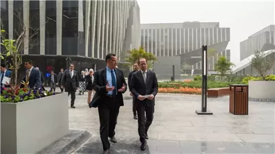 وزير المالية: نعمل على تنفيذ ما وعدنا به.. والممول لا بد أن يتحرك للعمل بخدمة VIP