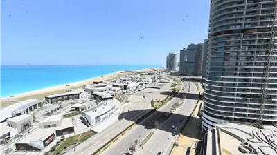 وزيرة الإسكان توجه بسرعة تسليم وحدات الأبراج الشاطئية بالعلمين