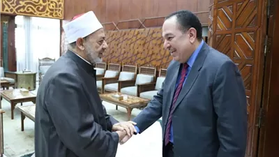 شيخ الأزهر يشدد على ضرورة صون أمن الشعوب واستقرارها