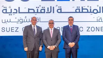 رئيس اقتصادية قناة السويس يتفقد أبرز مشروعات المنطقة الشمالية