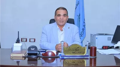 رصف 5 كم بأربع طرق جديدة بإسنا جنوب الأقصر