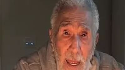 نجل عبدالرحمن أبو زهرة يكشف آخر تطورات الحالة الصحية لوالده