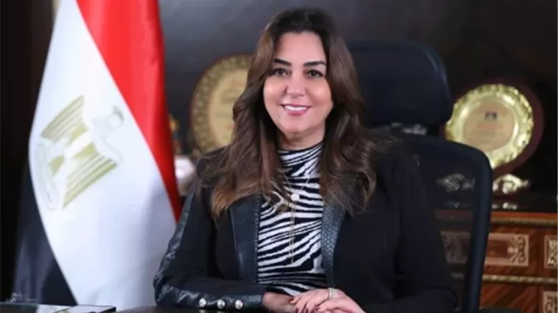 الدكتورة منال عوض