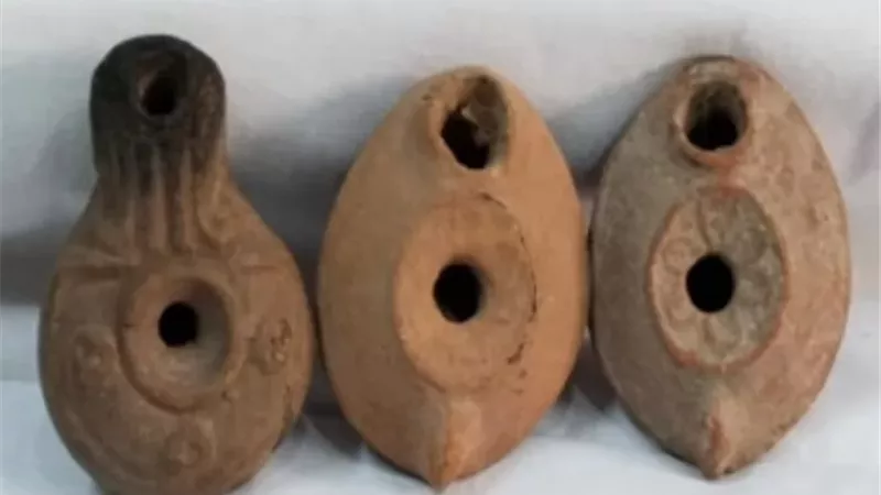 قطع اثرية