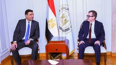 وزيرا التخطيط والصناعة يبحثان رفع كفاءة الاستثمارات الصناعية