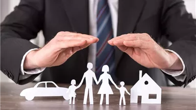 حكم العمل في شركات التأمين التجاري ومدى مشروعية الأجر