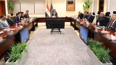 رأفت هندي: تهيئة بيئة جاذبة للاستثمارات في صناعة الهواتف