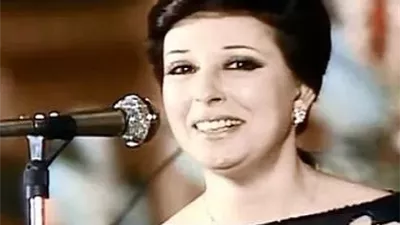 اتحاد النقابات الفنية يهنئون نجاة الصغيرة بحصد جائزة زايد للكتاب