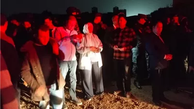 مدير أمن القليوبية يشرف ميدانياً على إخماد حريق 3 مصانع بالقناطر الخيرية