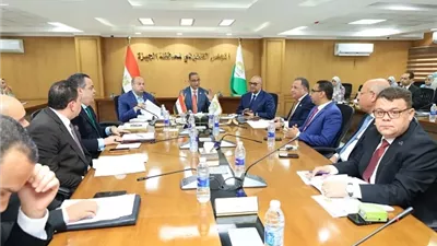 محافظ الجيزة: ملف النظافة على رأس الأولويات وخطط لحلول جذرية