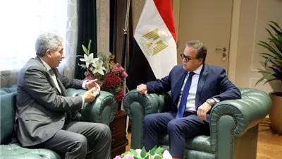 وزيرا السياحة والصحة يبحثان استراتيجية للارتقاء بالخدمات الطبية