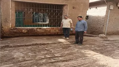 مواصلة تمهيد الطرق ورفع المخلفات بقرى صدفا لتحسيين الخدمات باسيوط