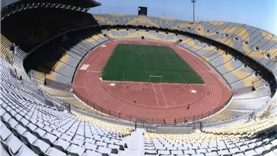 كاف يعتمد 4 ملاعب مصرية بتصنيفات مختلفة