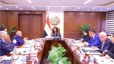 وزيرة التضامن تتابع الموقف التنفيذي لمراكز التجميع والمواءمة