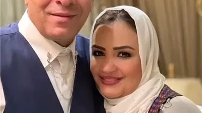 نقيب الموسيقيين يحتفل بذكرى زواجه