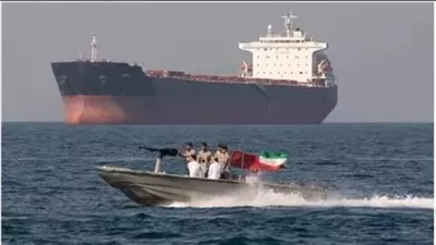 إيران: احتجاز سفينة للاشتباه في تعاونها مع القوات الأمريكية