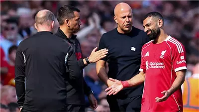 هل لعب محمد صلاح مباراته الأخيرة مع ليفربول؟ .. سلوت يوضح