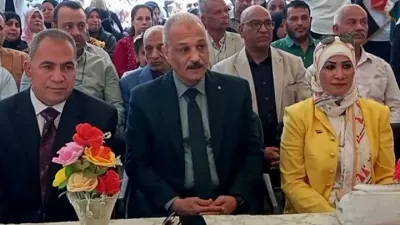 مهرجان ختام الانشطه يكرم الفائزين في أبو قرقاص
