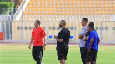اسوان يجدد الثقه في الجهاز الفني قبل انتهاء الموسم بثلاث جولات