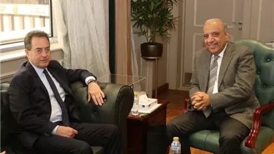 وزير الكهرباء يبحث مع سفير فرنسا سبل دعم وتعزيز فرص الشراكة