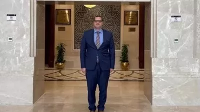 عميد حقوق عين شمس يشارك في إعداد تشريع يحمي الأطفال من السوشيال ميديا