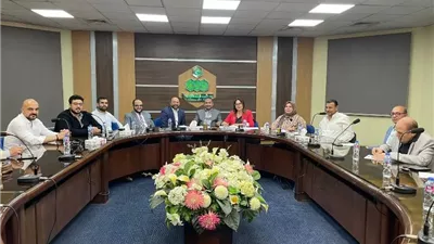 مستثمرو العاشر يناقشون أزمة المقنن المائي والغش التجاري