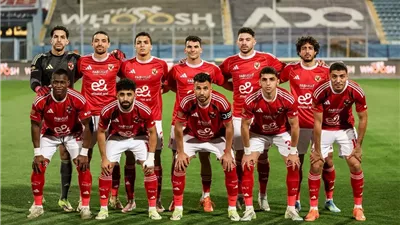 الأهلى ينهى الشوط الأول أمام الزمالك بهدفين لبشرقى والشحات