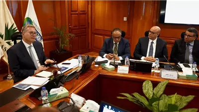 وزير البترول يوجه باستغلال إمكانات حقول شركةخالدة ويشيد بخطتها الخمسية