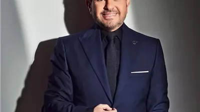 أحمد جمال يودع أمير الغناء العربي بالدعاء والتضرع .. شاهد
