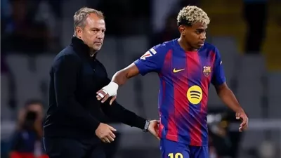 فليك يرسم ملامح تشكيل برشلونة بالكلاسيكو.. ويستقر على بديل يامال