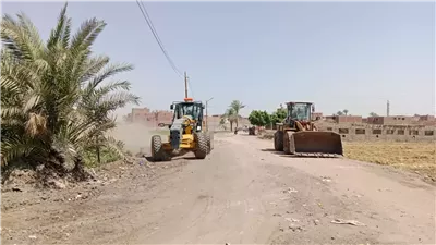محافظ أسيوط: استمرار حملات تسوية وتمهيد الشوارع بقرى القوصية