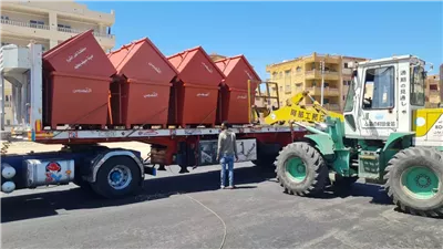دعم منظومة النظافة بمصيف بلطيم بـ45 حاوية قمامة