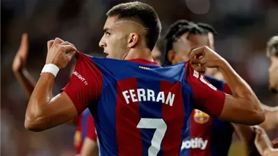 كلاسيكو الأرض.. توريس يضيف هدف برشلونة الثاني في شباك ريال مدريد