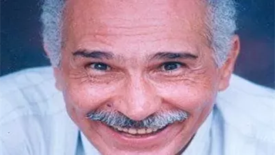 عمرو الليثي ناعيا أبو زهرة: أثرى الشاشة والمسرح والإذاعة بأعمال خالدة
