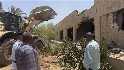 حملة مكبرة لإزالة مبانٍ مخالفة بجمعية أحمد عرابي بالعبور