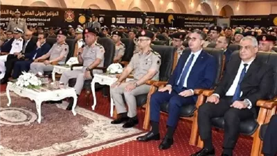 وزير الدفاع يشهد إفتتاح المؤتمر العلمى الدولى السنوى للكلية الفنية