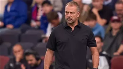 فليك يعلن قائمة برشلونة لمباراة ديبورتيفو ألافيس بالدوري الإسبانى